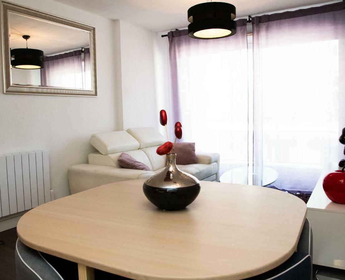 Appartements Du Leman - Proches Geneve - Parkings Prives Gratuits アンヌマス エクステリア 写真